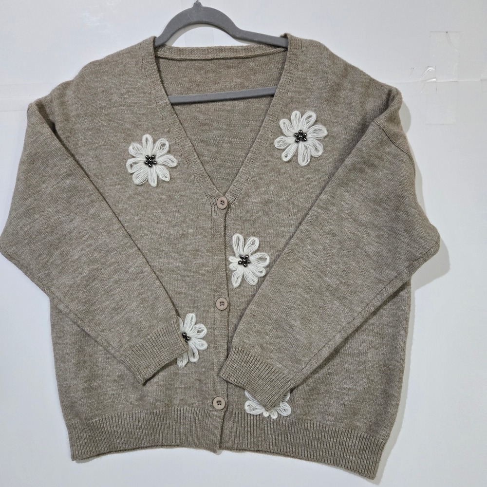 Floral Cardigan Sweater Women Large Daisy Beaded Cottagecore Grandma Prairie